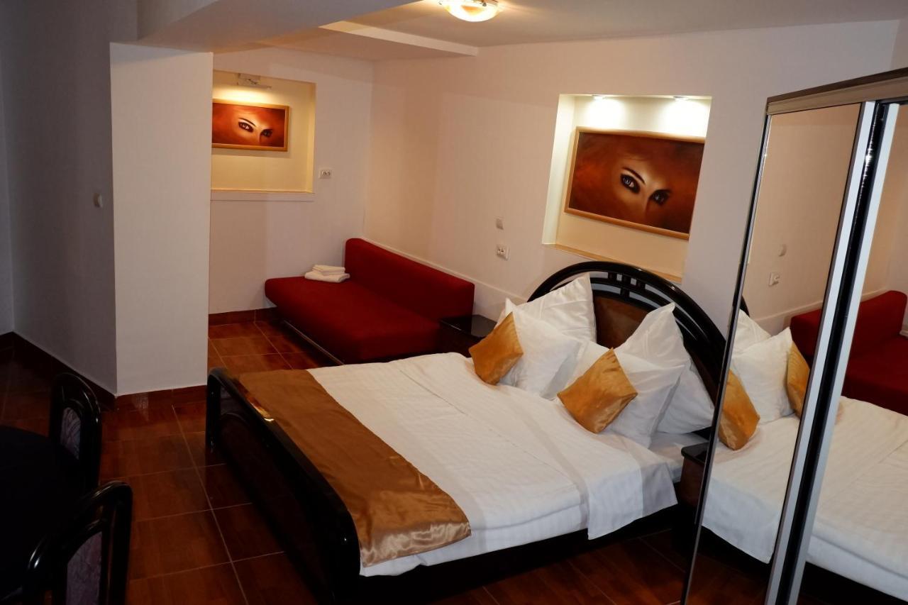 Pension Cuibul Viselor Baile Herculane Exterior photo