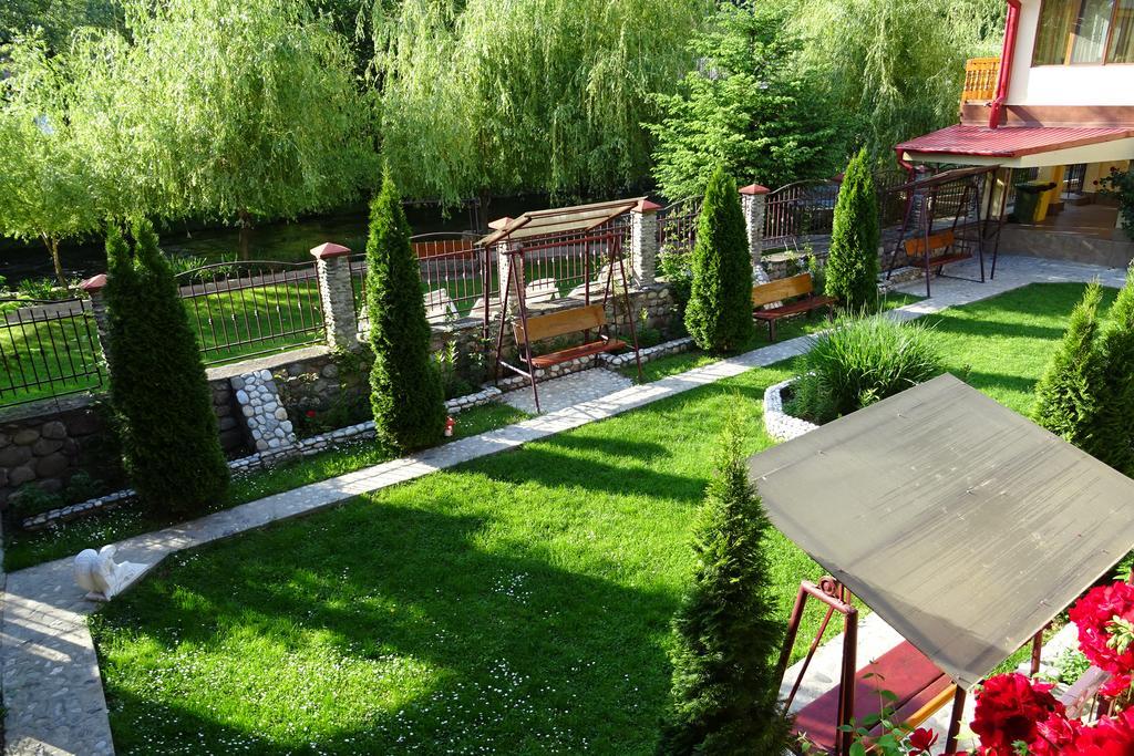 Pension Cuibul Viselor Baile Herculane Exterior photo