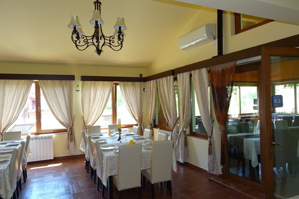 Pension Cuibul Viselor Baile Herculane Exterior photo